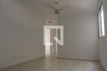 Sala de apartamento para alugar com 3 quartos, 60m² em Vila Industrial, Campinas