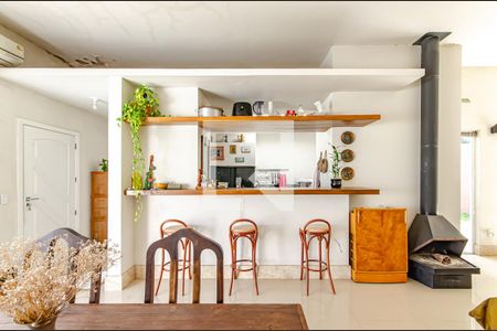 Detalhe Sala Jantar de casa à venda com 4 quartos, 102m² em Santa Tereza, Porto Alegre