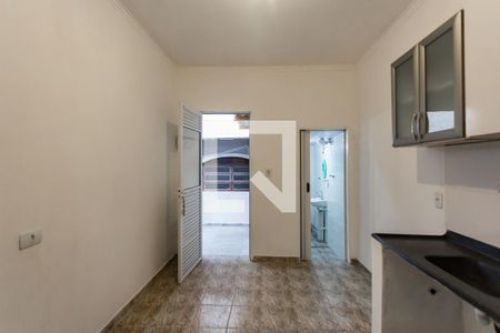 Casa para alugar com 1 quarto, 26m² em Jardim Roberto, Osasco