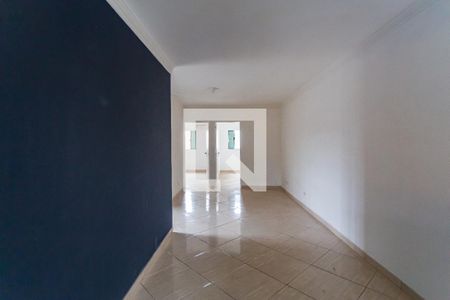 Casa para alugar com 84m², 2 quartos e 1 vaga