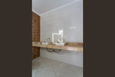 Casa para alugar com 84m², 2 quartos e 1 vaga