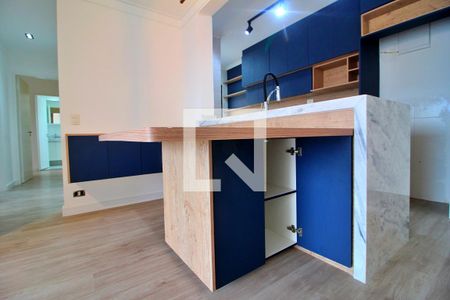 Sala de apartamento para alugar com 3 quartos, 75m² em Vila Floresta, Santo André