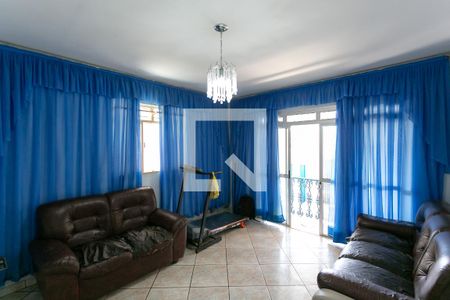 Sala de Casa com 3 quartos, 220m² Carlos Prates