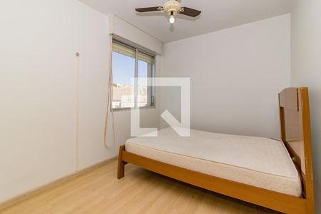 Dormitório 2 de apartamento à venda com 2 quartos, 60m² em Santo Antônio, Porto Alegre