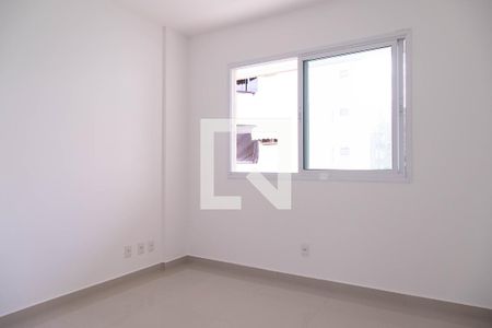 Apartamento à venda com 101m², 3 quartos e 2 vagasQuarto 2
