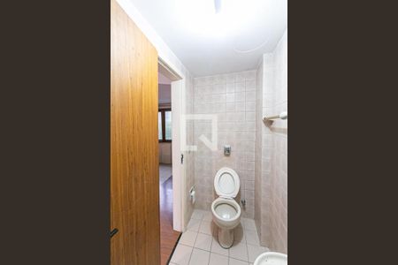 Banheiro de kitnet/studio à venda com 1 quarto, 30m² em Bom Fim, Porto Alegre