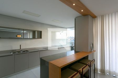 Apartamento para alugar com 135m², 3 quartos e 2 vagasCozinha