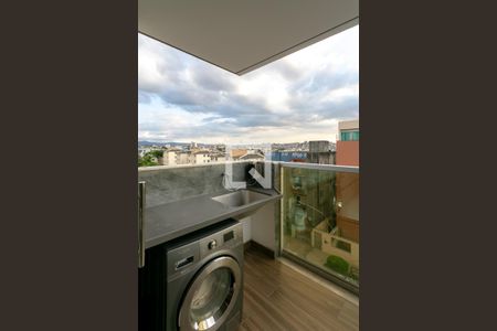 Apartamento para alugar com 135m², 3 quartos e 2 vagasÁrea de Serviço