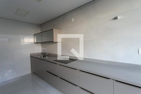 Apartamento para alugar com 135m², 3 quartos e 2 vagasCozinha