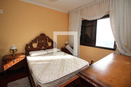 Casa de condomínio à venda com 367m², 4 quartos e 2 vagasQuarto 3