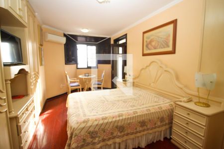 Casa de condomínio à venda com 367m², 4 quartos e 2 vagasQuarto Suíte