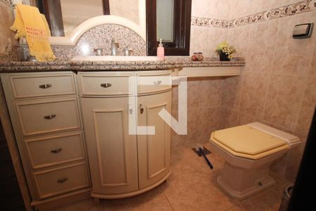 Casa de condomínio à venda com 367m², 4 quartos e 2 vagasLavabo