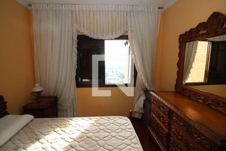 Casa de condomínio à venda com 367m², 4 quartos e 2 vagasQuarto 3