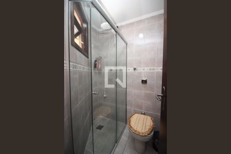 Casa de condomínio à venda com 367m², 4 quartos e 2 vagasBanheiro 1