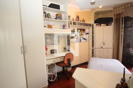 Casa de condomínio à venda com 367m², 4 quartos e 2 vagasQuarto 2