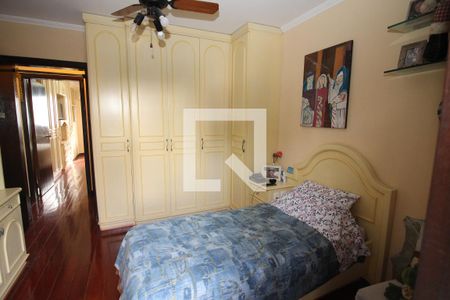 Casa de condomínio à venda com 367m², 4 quartos e 2 vagasQuarto 1