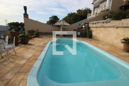 Casa de condomínio à venda com 367m², 4 quartos e 2 vagasPiscina