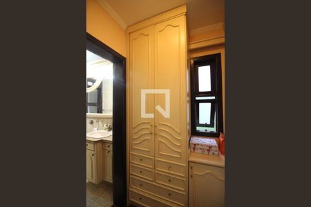 Casa de condomínio à venda com 367m², 4 quartos e 2 vagasBanheiro da Suíte