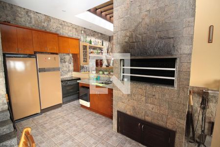 Casa de condomínio à venda com 367m², 4 quartos e 2 vagasvaranda