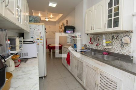 Apartamento à venda com 220m², 4 quartos e 1 vagaCozinha
