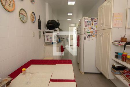 Apartamento à venda com 220m², 4 quartos e 1 vagaCozinha