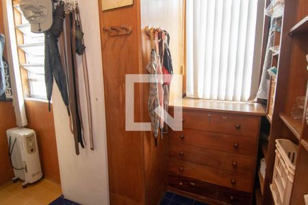 Apartamento à venda com 220m², 4 quartos e 1 vagaCloset