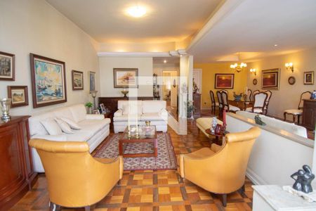 Apartamento à venda com 220m², 4 quartos e 1 vagaSala