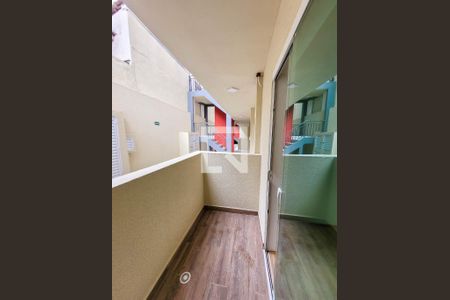 Apartamento à venda com 40m², 2 quartos e sem vagavaranda