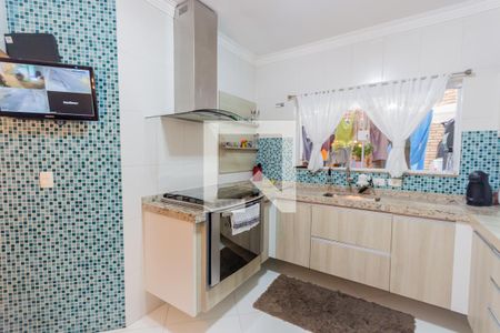 Casa à venda com 200m², 4 quartos e 2 vagas Casa à venda com 200m², 4 quartos e 2 vagasCozinha