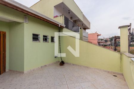 Casa à venda com 200m², 4 quartos e 2 vagas Casa à venda com 200m², 4 quartos e 2 vagasVaranda da Suíte