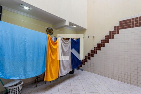 Casa à venda com 200m², 4 quartos e 2 vagas Casa à venda com 200m², 4 quartos e 2 vagasÁrea Gourmet