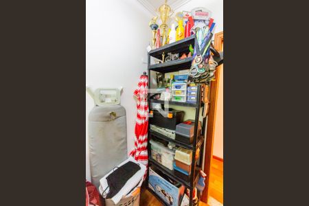 Casa à venda com 200m², 4 quartos e 2 vagas Casa à venda com 200m², 4 quartos e 2 vagasQuarto 1