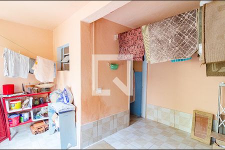 Casa à venda com 180m², 3 quartos e 2 vagas Casa à venda com 180m², 3 quartos e 2 vagasQuarto de Serviço