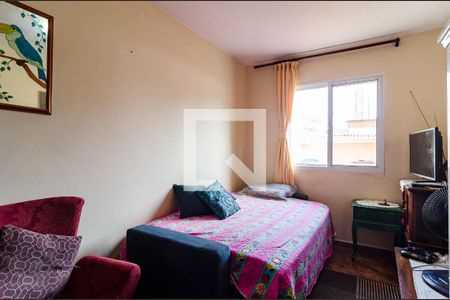 Casa à venda com 180m², 3 quartos e 2 vagas Casa à venda com 180m², 3 quartos e 2 vagasQuarto 2