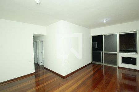 Sala de apartamento para alugar com 3 quartos, 91m² em Flamengo, Rio de Janeiro