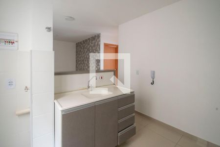 Apartamento à venda com 47m², 2 quartos e 1 vaga Apartamento à venda com 47m², 2 quartos e 1 vagaCozinha e Área de Serviço