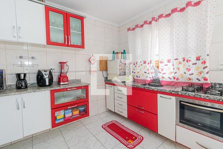 Casa à venda com 140m², 3 quartos e 2 vagas Casa à venda com 140m², 3 quartos e 2 vagasCozinha