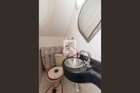 Casa à venda com 140m², 3 quartos e 2 vagas Casa à venda com 140m², 3 quartos e 2 vagasLavabo