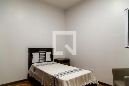 Casa à venda com 140m², 5 quartos e 4 vagasQuarto 1