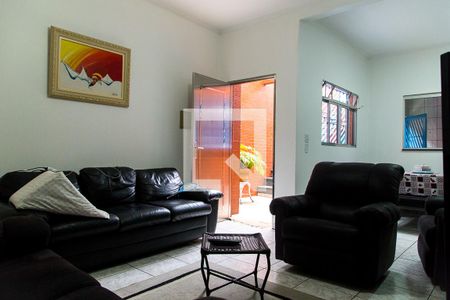 Casa à venda com 140m², 5 quartos e 4 vagasSala de Estar