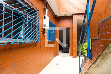 Casa à venda com 140m², 5 quartos e 4 vagasHall