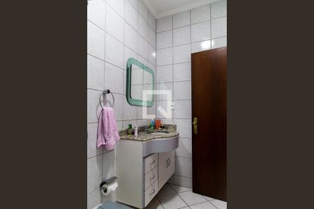 Casa à venda com 140m², 5 quartos e 4 vagasBanheiro Social