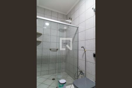 Casa à venda com 140m², 5 quartos e 4 vagasBanheiro Social