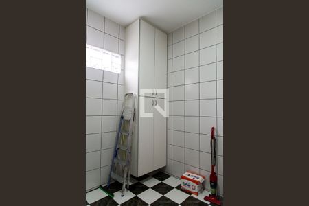 Casa à venda com 140m², 5 quartos e 4 vagasÁrea de Serviço