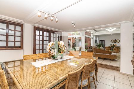 Casa à venda com 742m², 4 quartos e 2 vagasSala de Jantar