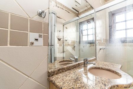 Casa à venda com 742m², 4 quartos e 2 vagasBanheiro da Suíte