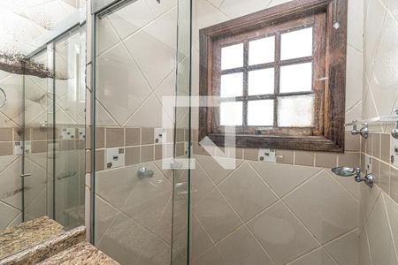 Casa à venda com 742m², 4 quartos e 2 vagasBanheiro da Suíte