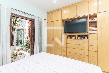 Casa à venda com 742m², 4 quartos e 2 vagasSuíte 1