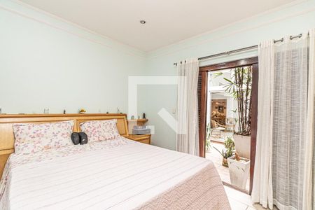 Casa à venda com 742m², 4 quartos e 2 vagasSuíte 1