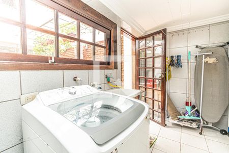 Casa à venda com 742m², 4 quartos e 2 vagasÁrea de Serviço